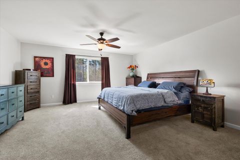 Tiny photo for 16245 Sparks Drive, La Pine, OR 97739 (MLS # 220209722)