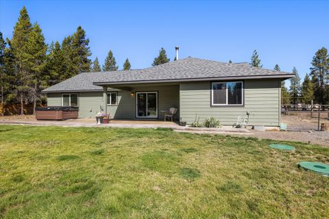 Tiny photo for 16245 Sparks Drive, La Pine, OR 97739 (MLS # 220209722)