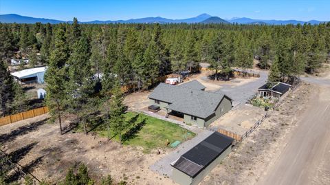 Tiny photo for 16245 Sparks Drive, La Pine, OR 97739 (MLS # 220209722)