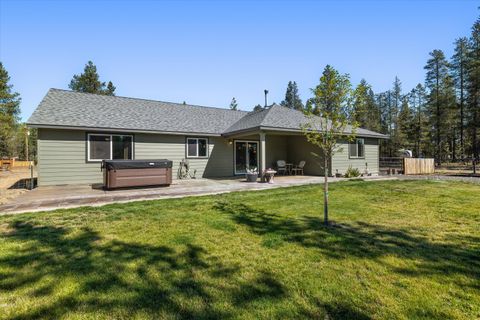 Tiny photo for 16245 Sparks Drive, La Pine, OR 97739 (MLS # 220209722)