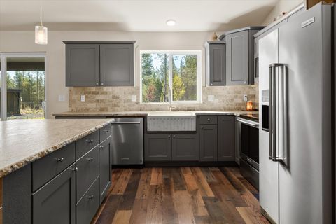 Tiny photo for 16245 Sparks Drive, La Pine, OR 97739 (MLS # 220209722)