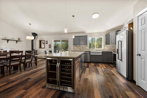Tiny photo for 16245 Sparks Drive, La Pine, OR 97739 (MLS # 220209722)