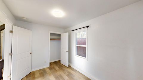 Tiny photo for 744 NW 2nd Street, Grants Pass, OR 97526 (MLS # 220213049)