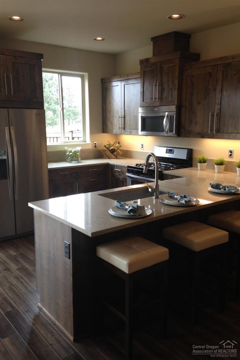 8th Street Cottages - Residential