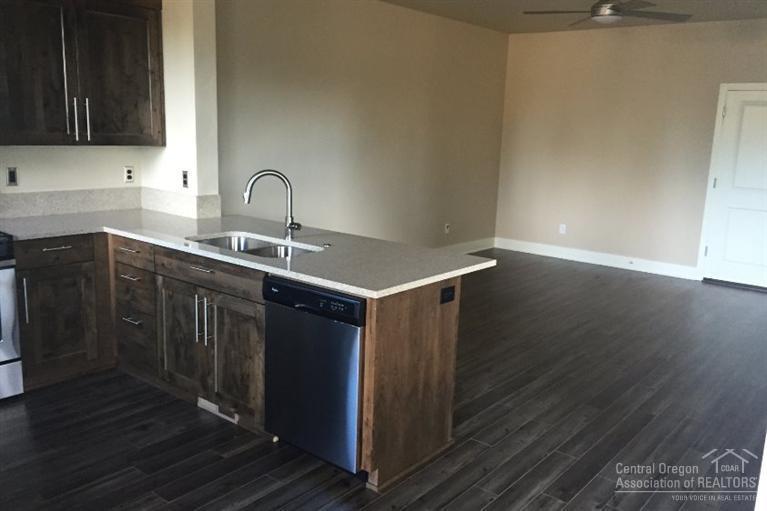 8th Street Cottages - Residential