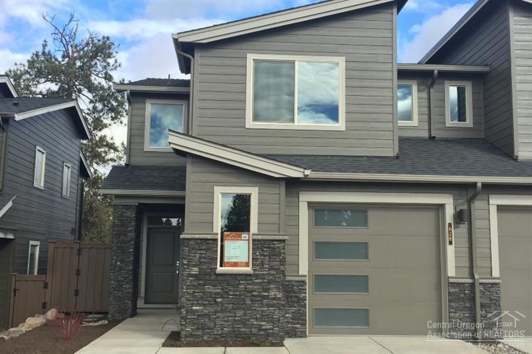 8th Street Cottages - Residential