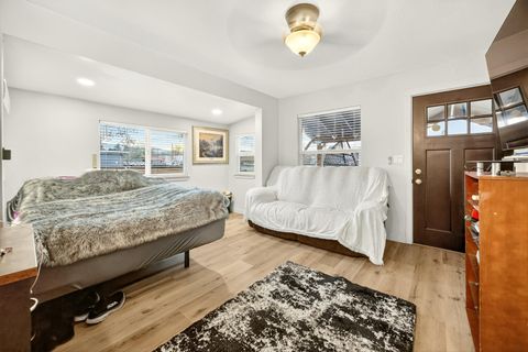 Tiny photo for 16 Quince Street, Medford, OR 97501 (MLS # 220212537)