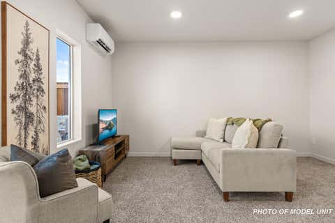 Tiny photo for 2024 Sunset Drive #2, Medford, OR 97501 (MLS # 220227062)