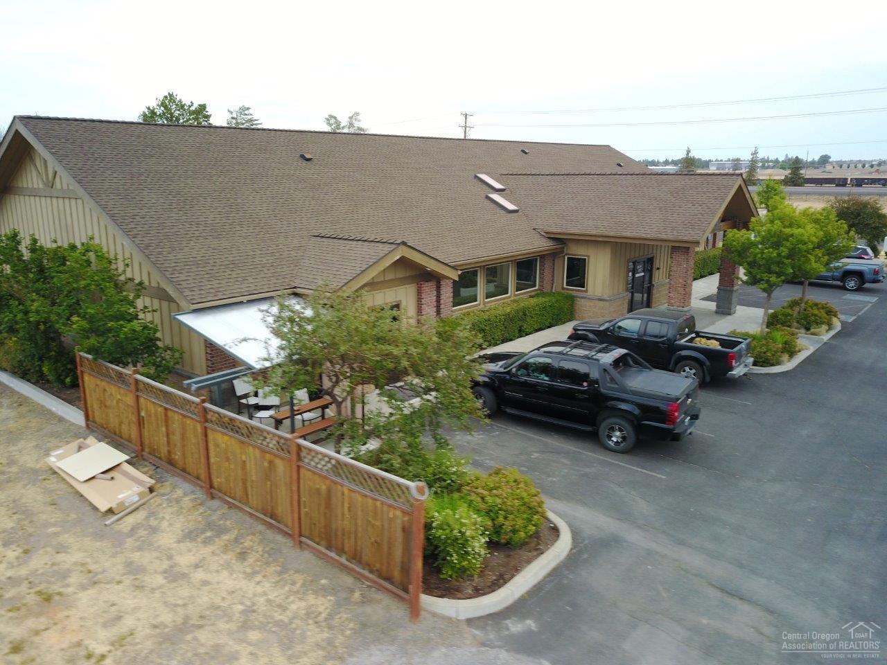 CLAR - Commercial Sale