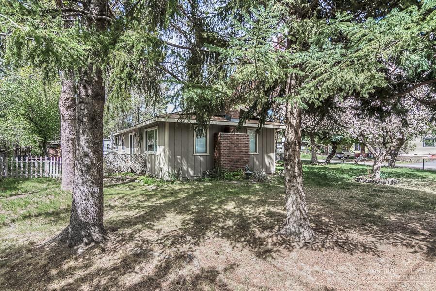 2nd Addition Bend Pk - Residential