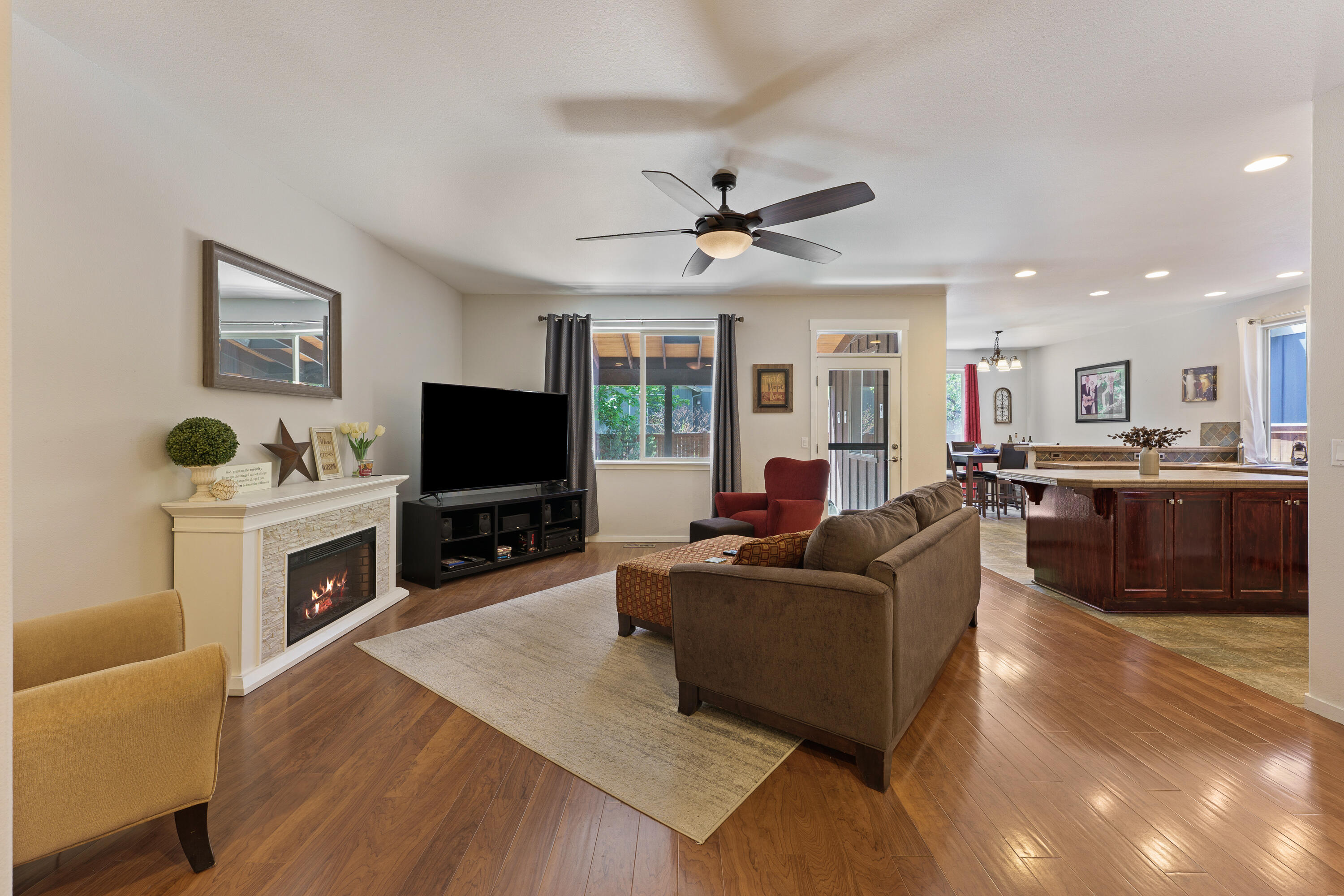 Desert Skies - Residential