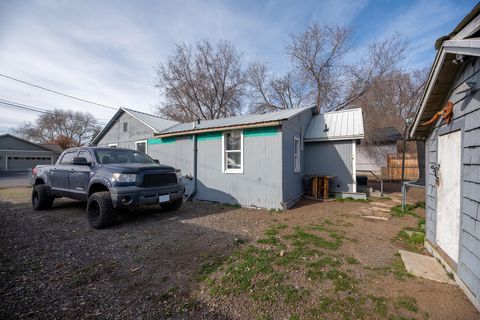 Tiny photo for 544 NE Garner Street, Prineville, OR 97754 (MLS # 220214992)