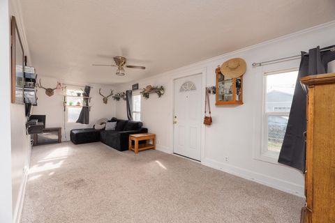 Tiny photo for 544 NE Garner Street, Prineville, OR 97754 (MLS # 220214992)