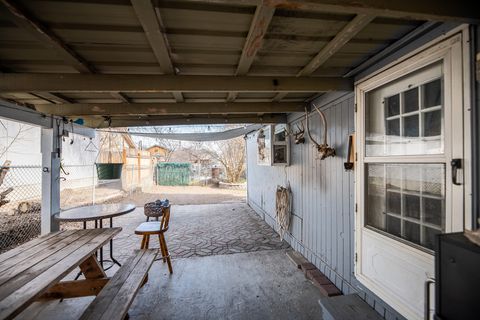 Tiny photo for 544 NE Garner Street, Prineville, OR 97754 (MLS # 220214992)