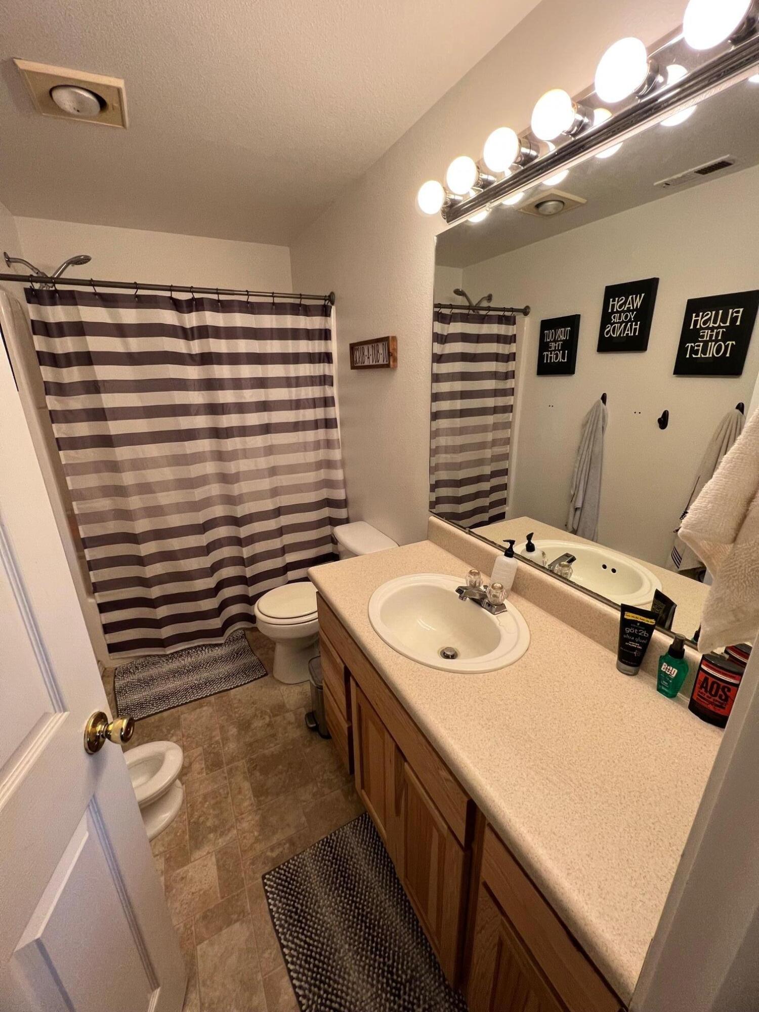 Forest Glen Phase Vii - Residential Income