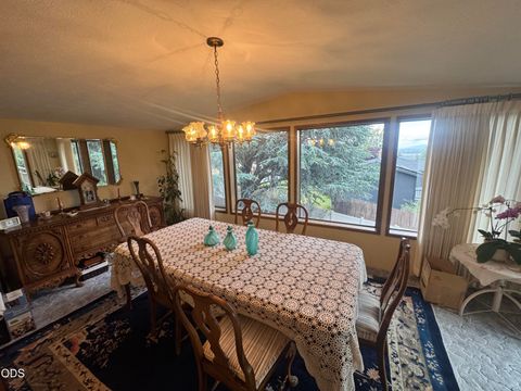 Tiny photo for 2080 Terrace Avenue, Klamath Falls, OR 97601 (MLS # 220222623)