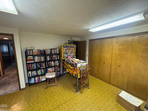 Tiny photo for 2080 Terrace Avenue, Klamath Falls, OR 97601 (MLS # 220222623)