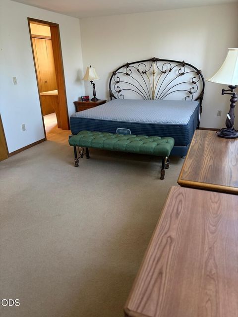 Tiny photo for 2080 Terrace Avenue, Klamath Falls, OR 97601 (MLS # 220222623)