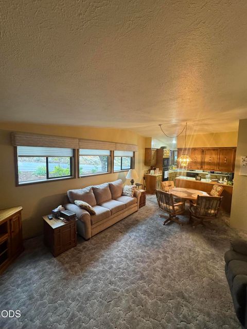 Tiny photo for 2080 Terrace Avenue, Klamath Falls, OR 97601 (MLS # 220222623)