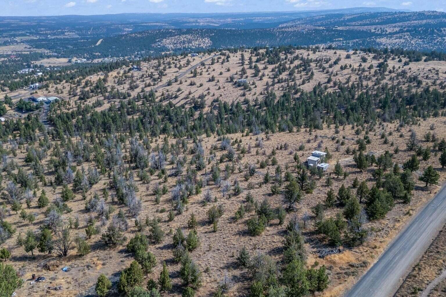 15875 SE Winchester Loop