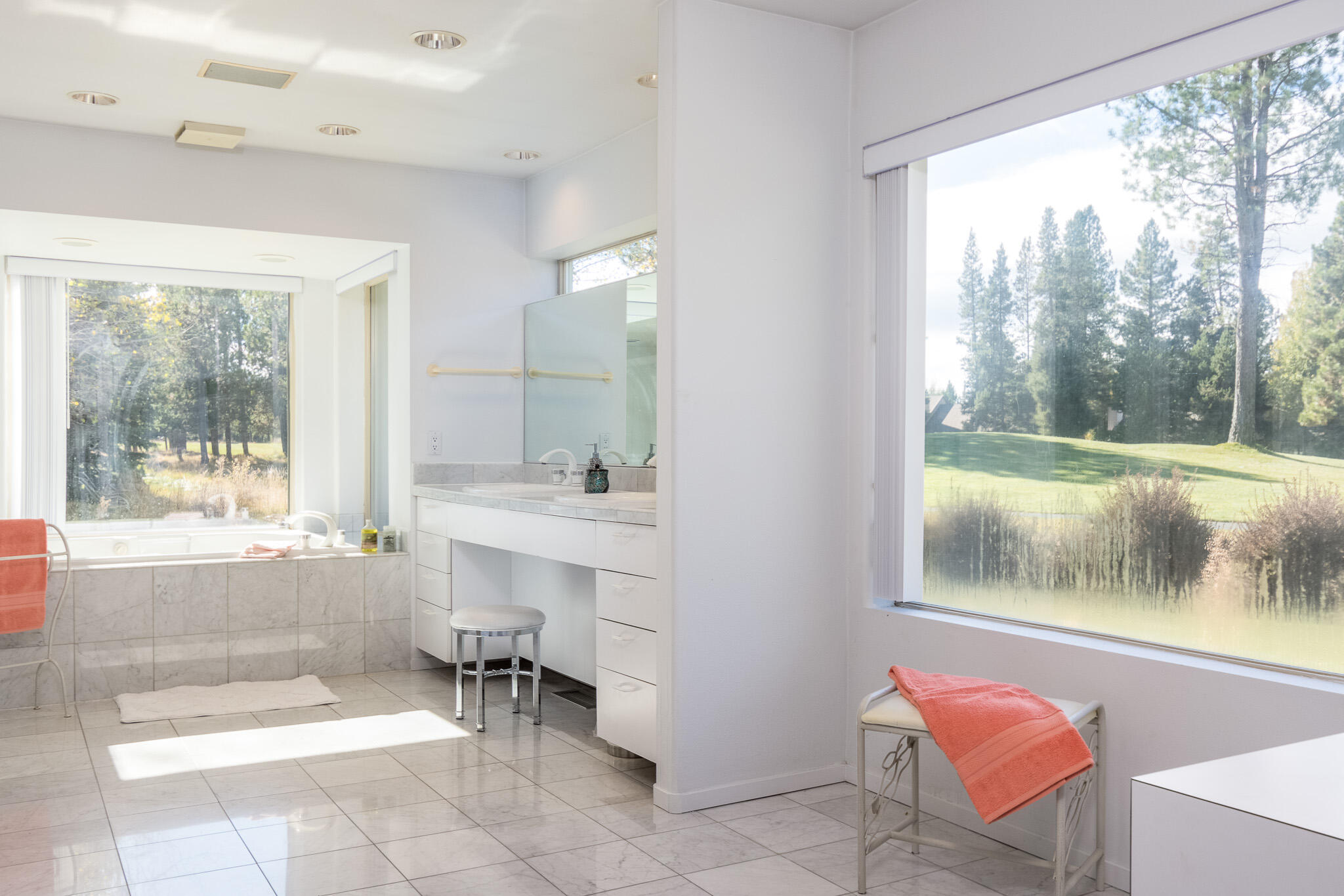 Fairway Point Villag - Residential