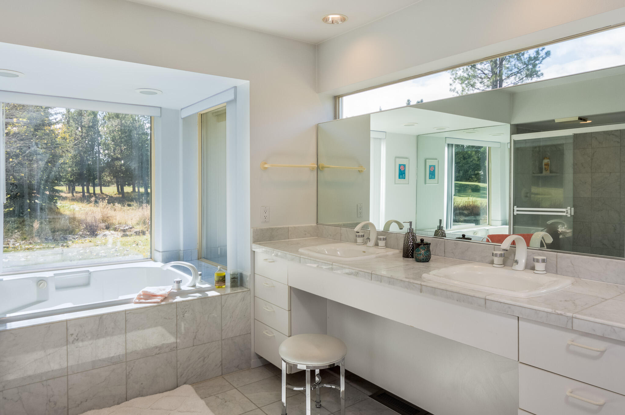 Fairway Point Villag - Residential