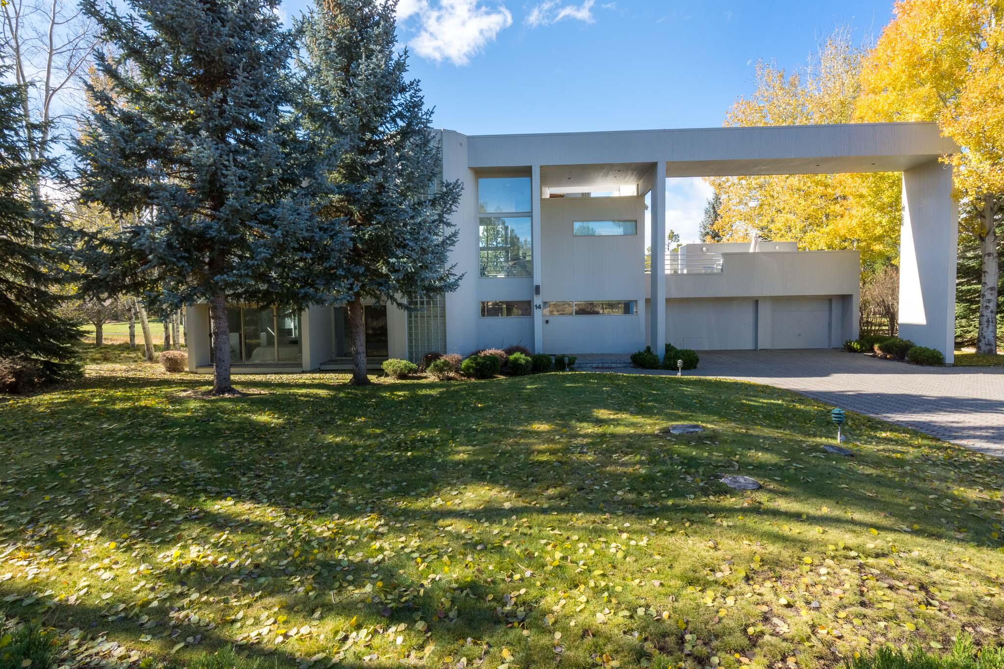 Fairway Point Villag - Residential