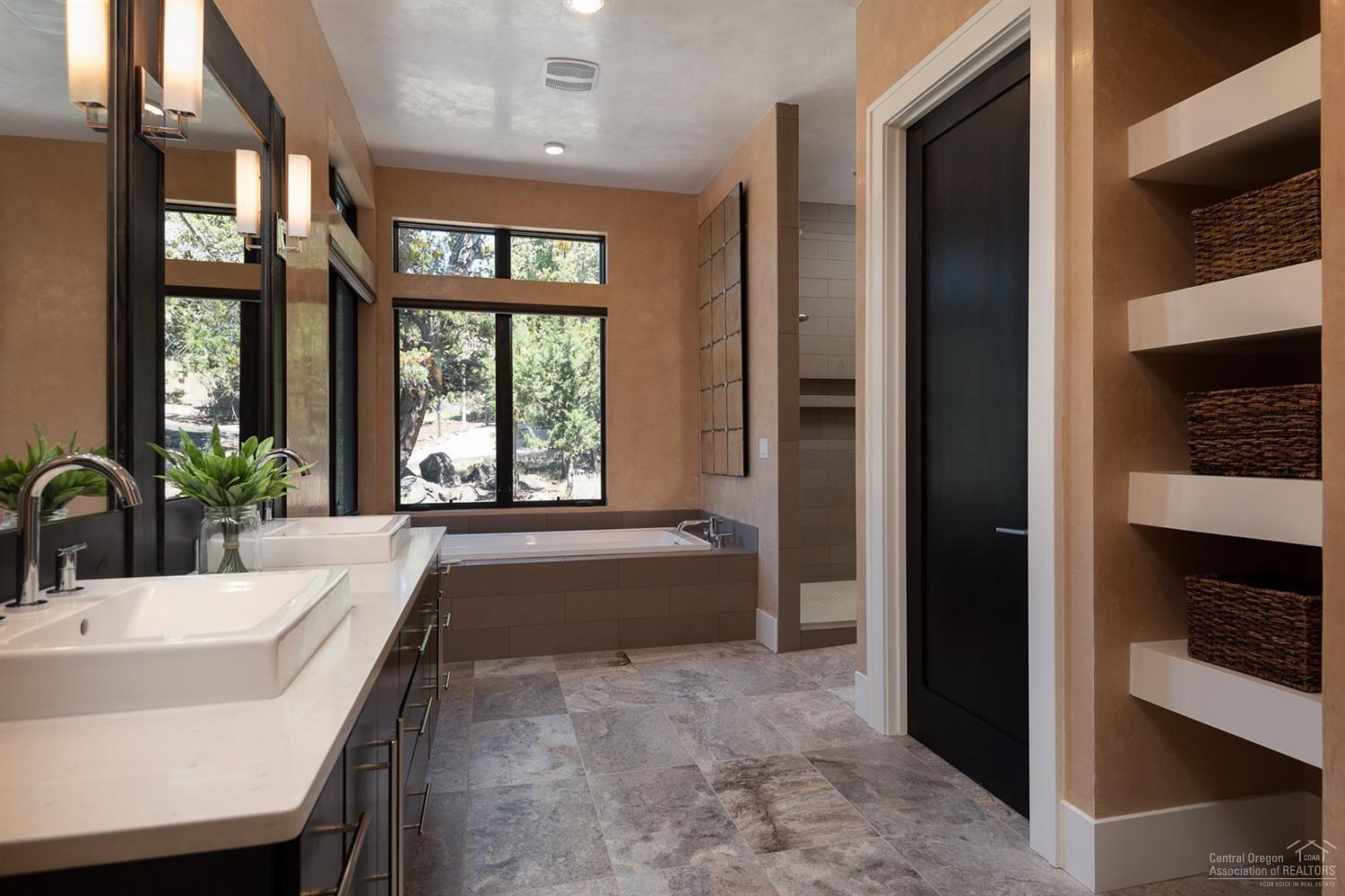 Awbrey Butte - Residential