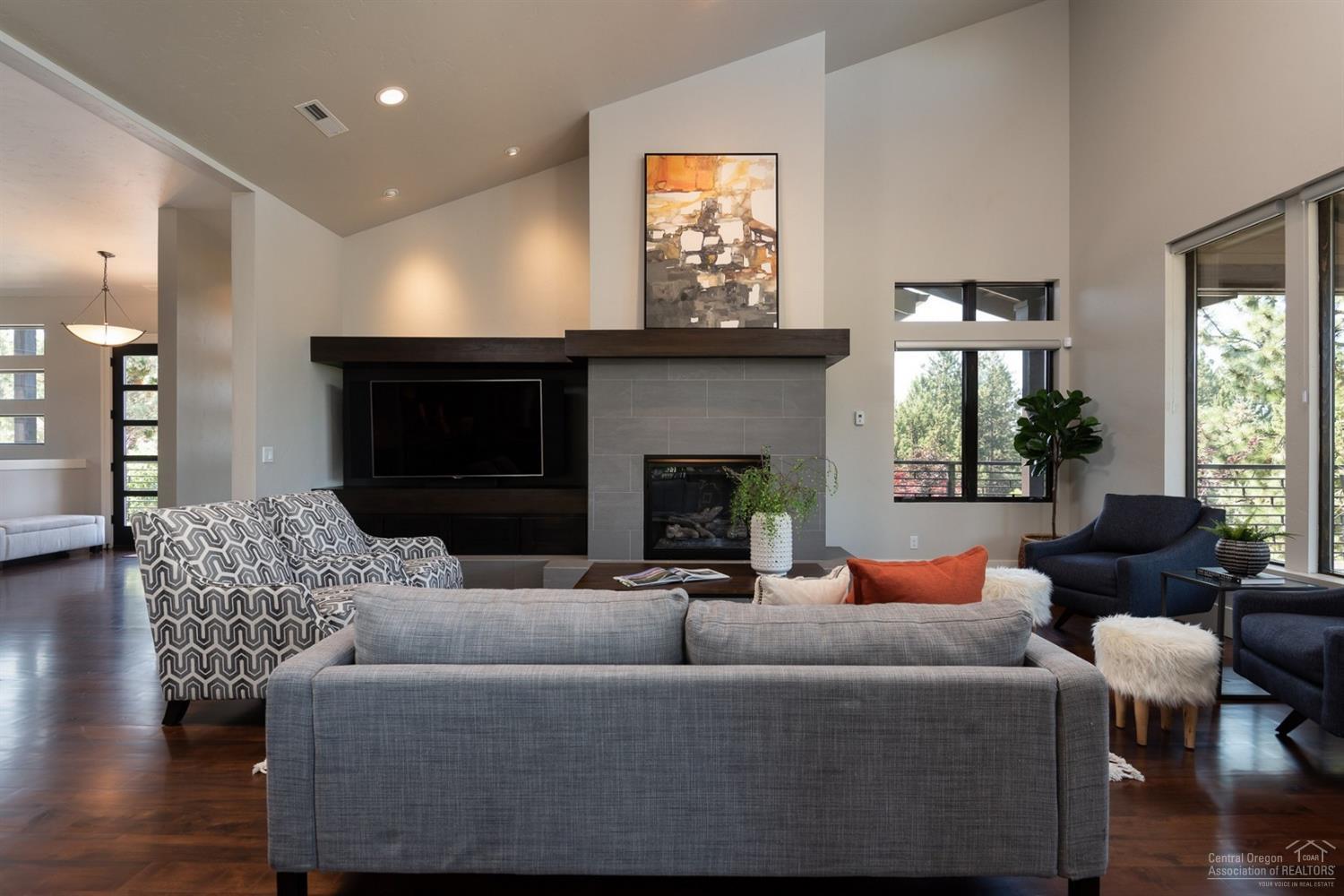 Awbrey Butte - Residential