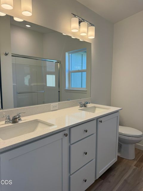 Tiny photo for 651 NE Mitchell Street #166, Madras, OR 97741 (MLS # 220224471)