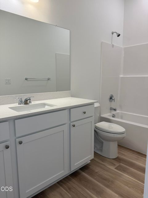 Tiny photo for 651 NE Mitchell Street #166, Madras, OR 97741 (MLS # 220224471)