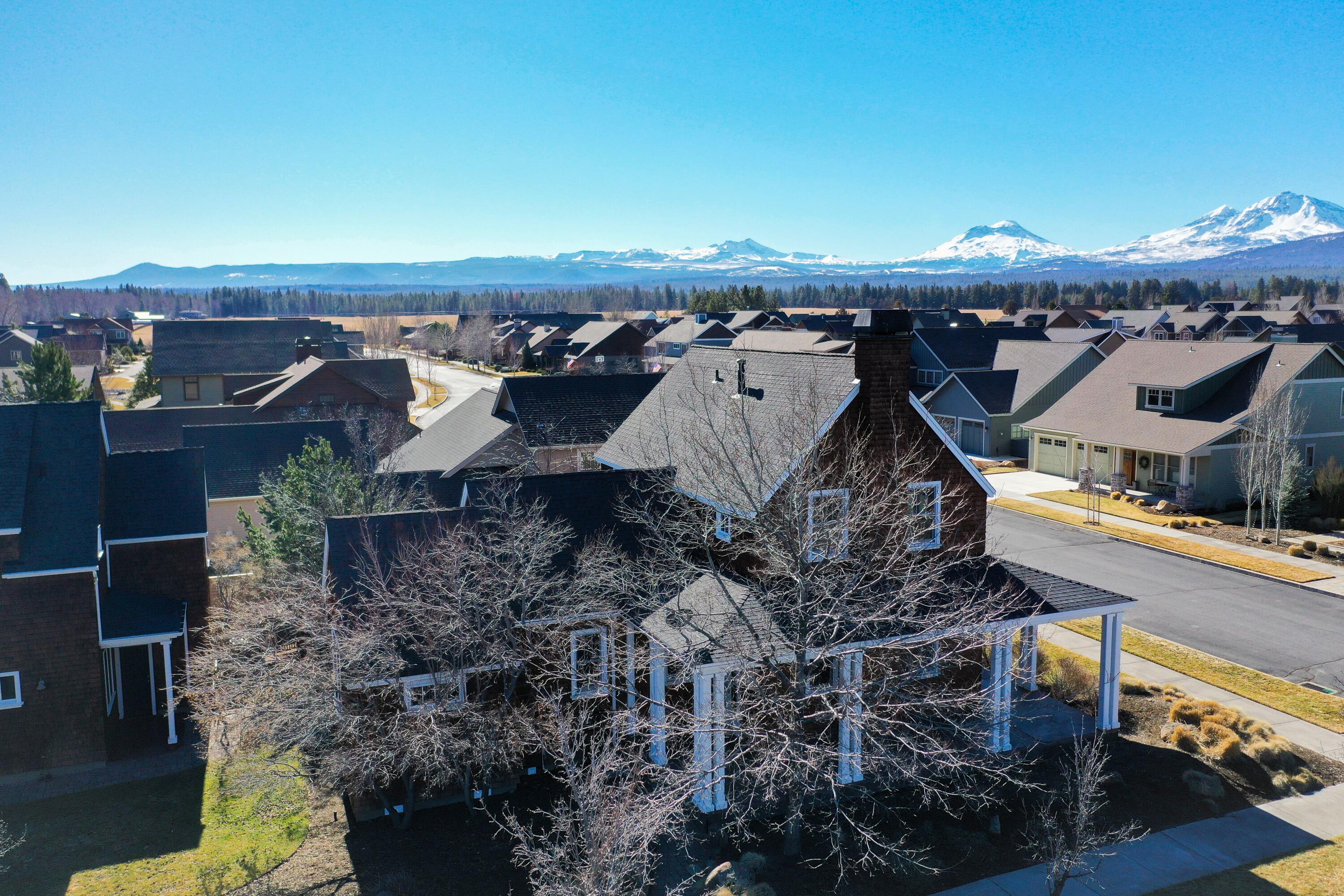 Pine Meadow Vill - Residential