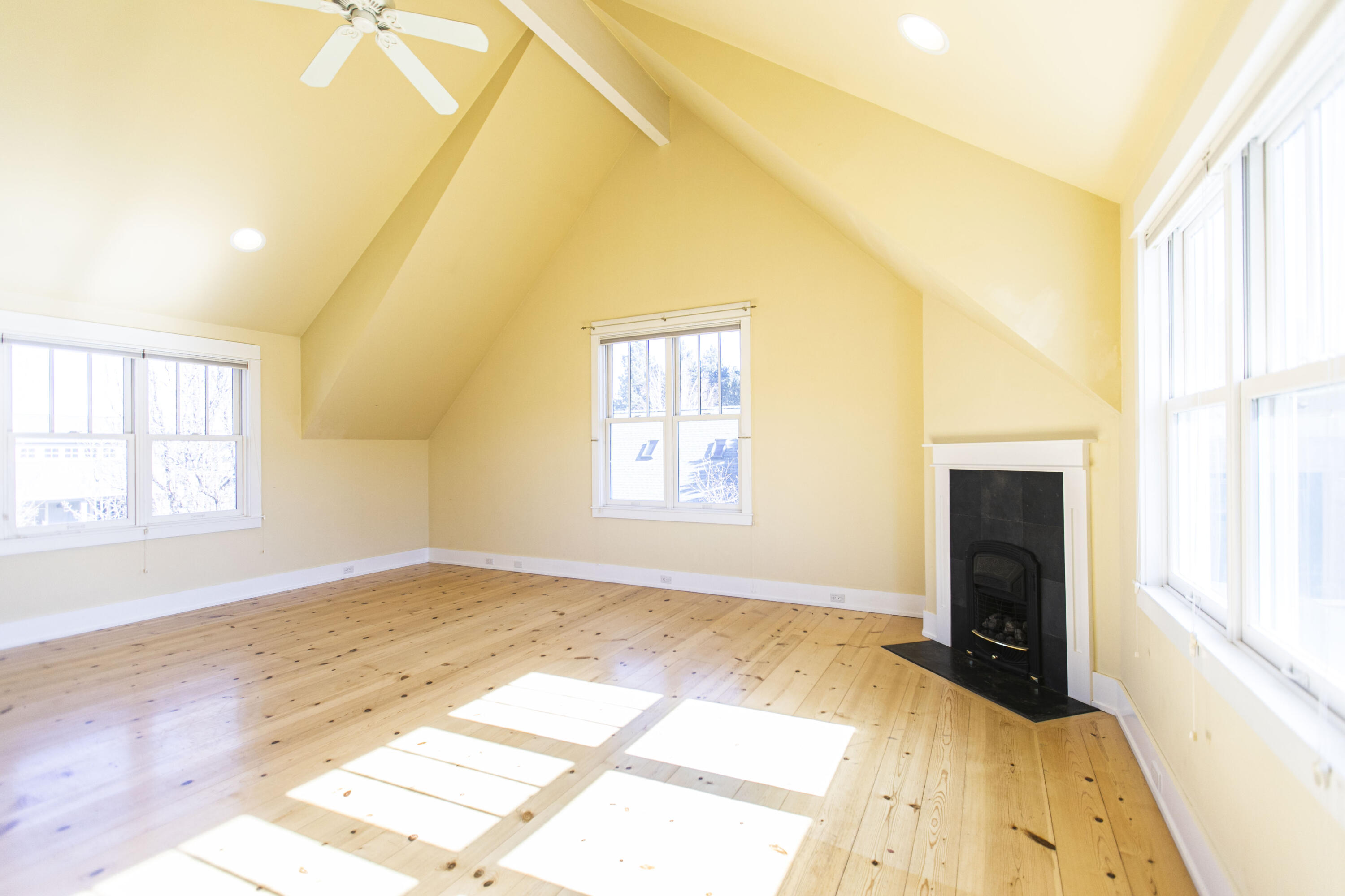 Pine Meadow Vill - Residential