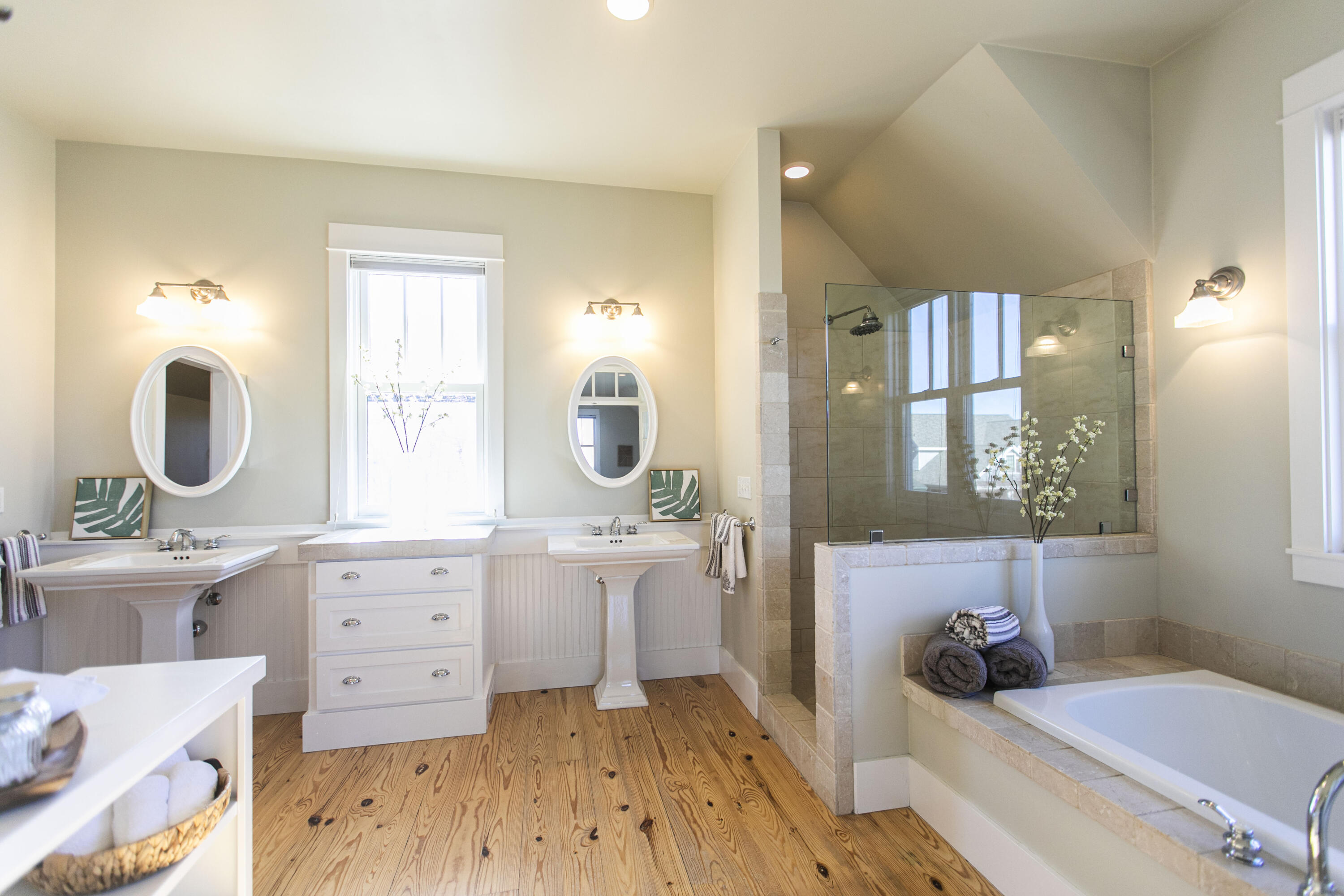 Pine Meadow Vill - Residential