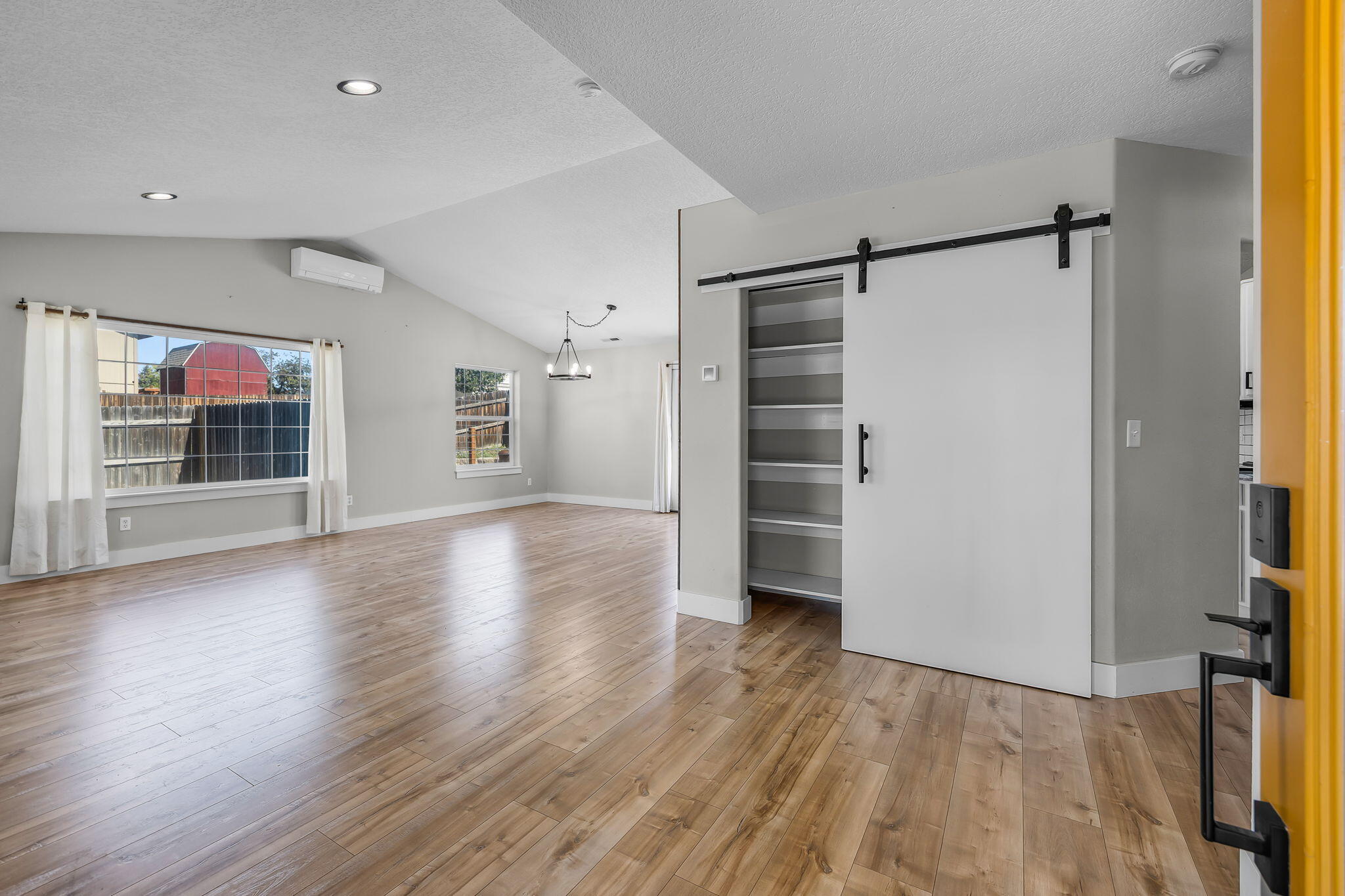 Palisades Estate - Residential