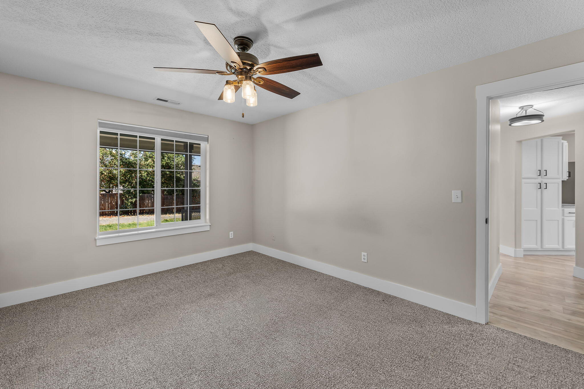 Palisades Estate - Residential