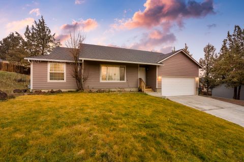 Photo of 684 SW Elk Ridge Court, Madras, OR 97741 (MLS # 220214056)