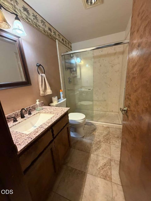 Tiny photo for 2586 Freedom Way, Medford, OR 97504 (MLS # 220225123)