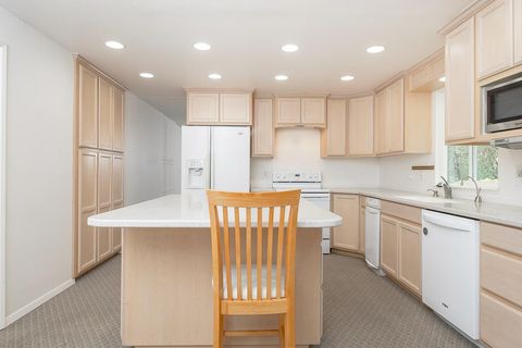 Tiny photo for 751 Azalea Drive, Grants Pass, OR 97526 (MLS # 220212476)