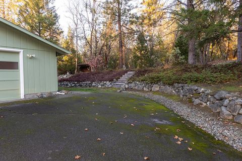 Tiny photo for 751 Azalea Drive, Grants Pass, OR 97526 (MLS # 220212476)