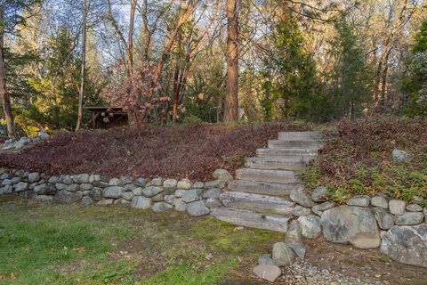 Tiny photo for 751 Azalea Drive, Grants Pass, OR 97526 (MLS # 220212476)