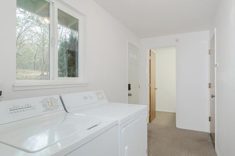 Tiny photo for 751 Azalea Drive, Grants Pass, OR 97526 (MLS # 220212476)