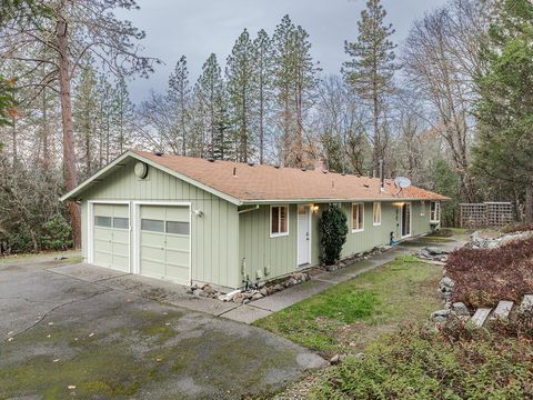 Tiny photo for 751 Azalea Drive, Grants Pass, OR 97526 (MLS # 220212476)