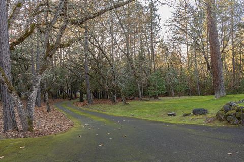 Tiny photo for 751 Azalea Drive, Grants Pass, OR 97526 (MLS # 220212476)