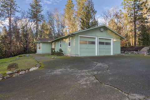 Tiny photo for 751 Azalea Drive, Grants Pass, OR 97526 (MLS # 220212476)