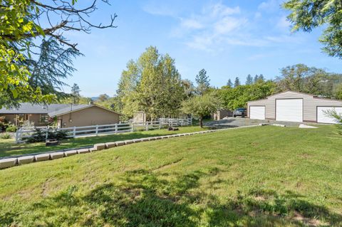 Tiny photo for 3583 Ross Lane, Central Point, OR 97502 (MLS # 220219716)