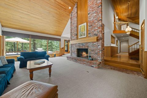 13471 Foin Follette GM 298 Black Butte Ranch OR 97759