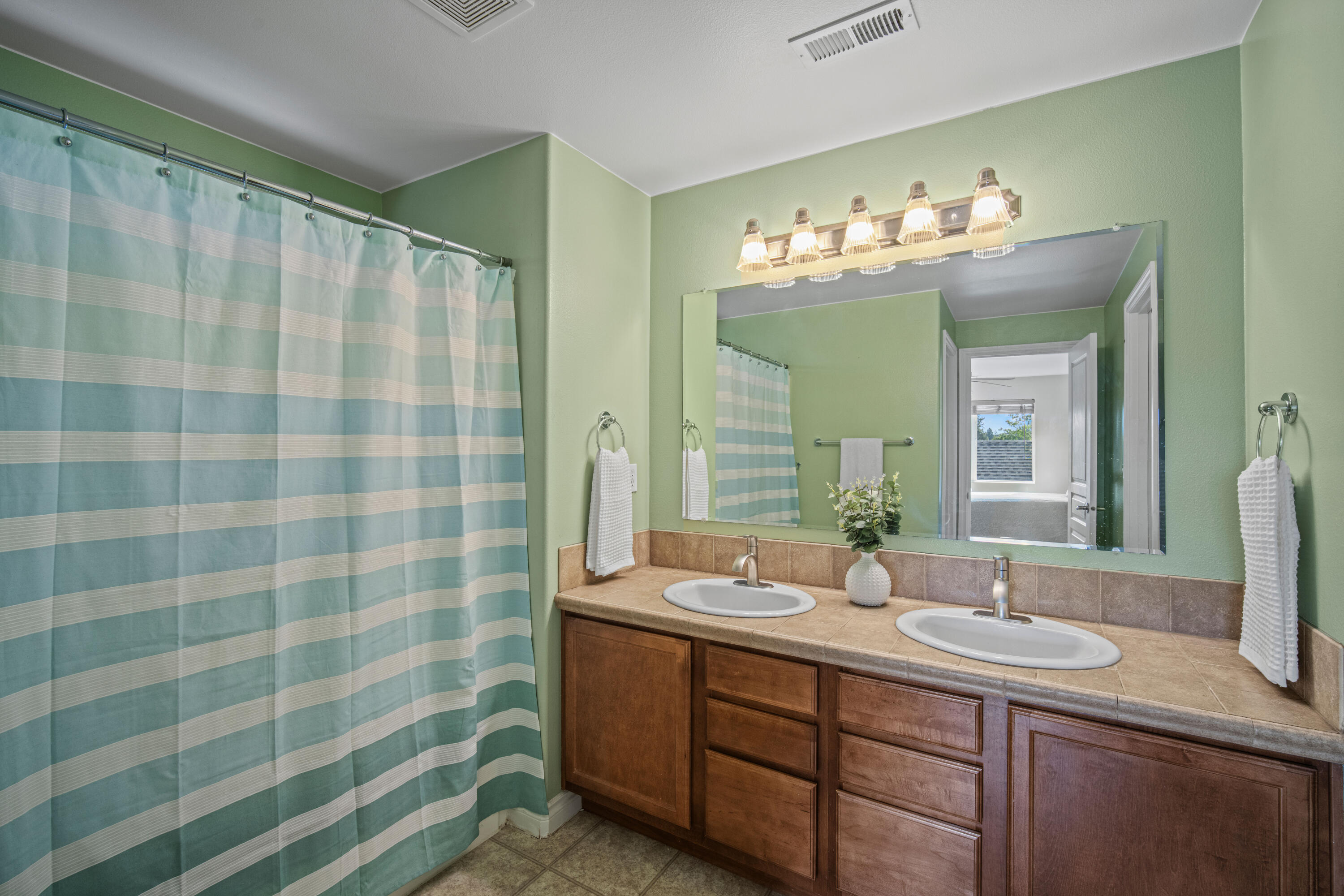 River Rim - Residential