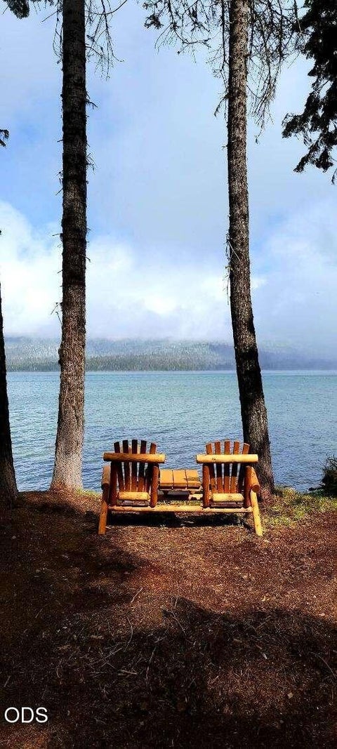 Tiny photo for 24 Diamond Lake Loop, Chemult, OR 97731 (MLS # 220223140)