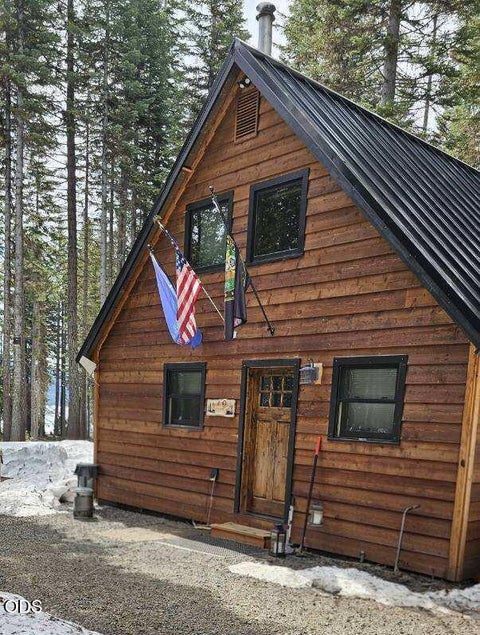 Tiny photo for 24 Diamond Lake Loop, Chemult, OR 97731 (MLS # 220223140)
